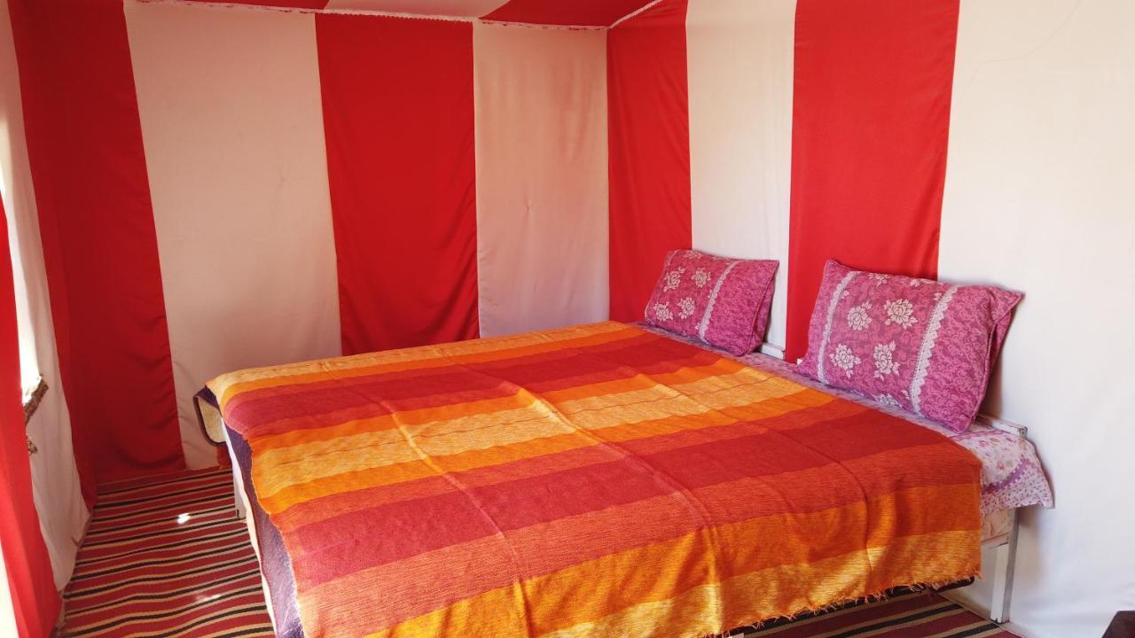 Camp Sahara Dunes Hotel M'Hamid Exterior foto